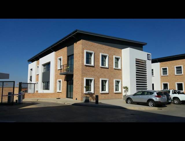 OFFICE FOR SALE IN HONEYDEW